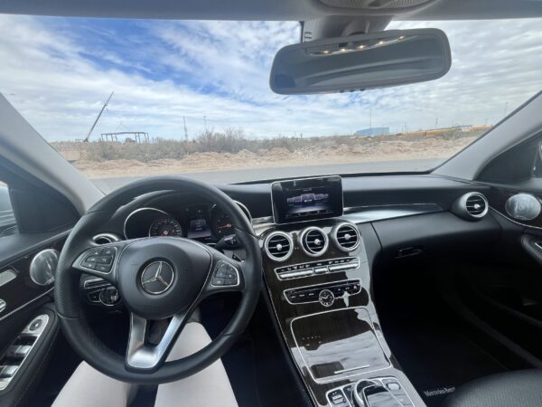 2015 Mercedes-Benz C-class 4Matic Sedan - Image 6