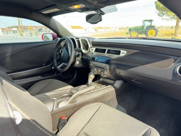 2012 Chevrolet Camaro LT Coupe - Image 9