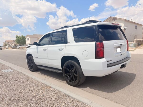 2018 Chevrolet Tahoe LT Sport Utility - Image 5